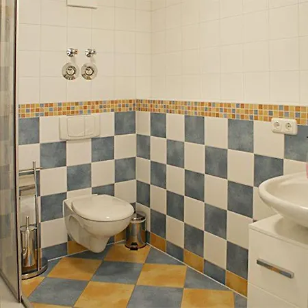 Josephine - 41-07 * Ostseebad Kühlungsborn